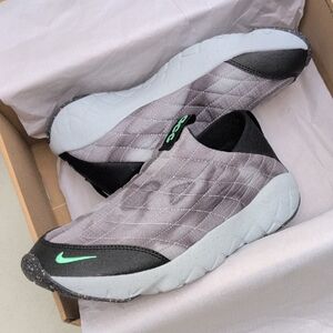 Nike ACG MOC 3.5 Special Edition - Green Glow - Men Size 9 ( DC4291-001 )